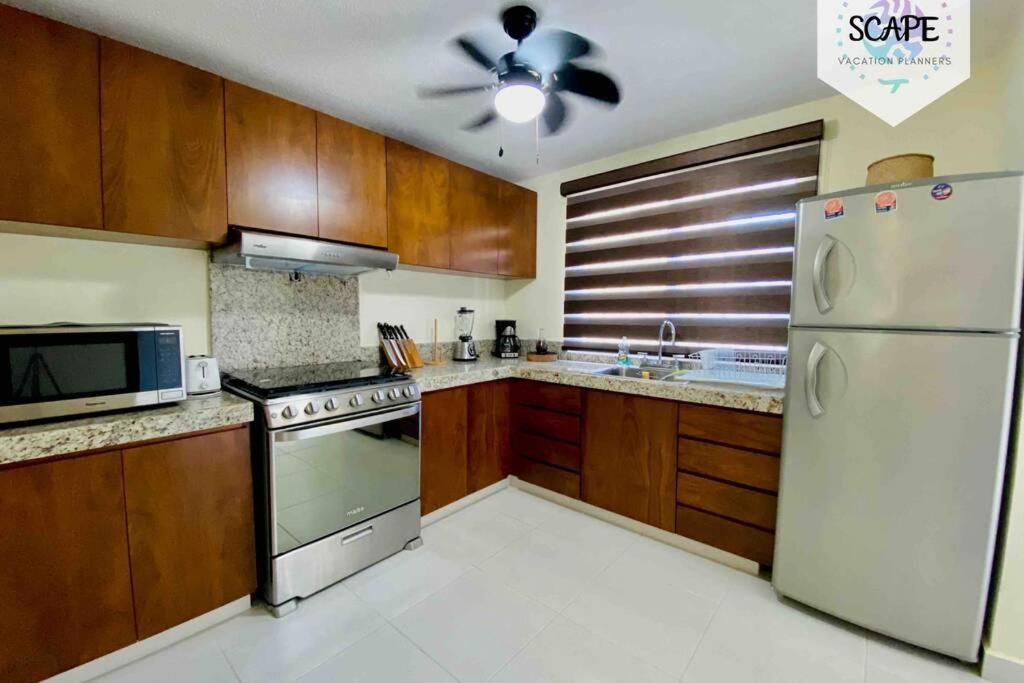 Amplia Y Calida Casa Cerca De Plaza Las Americas Villa Cancún Kültér fotó